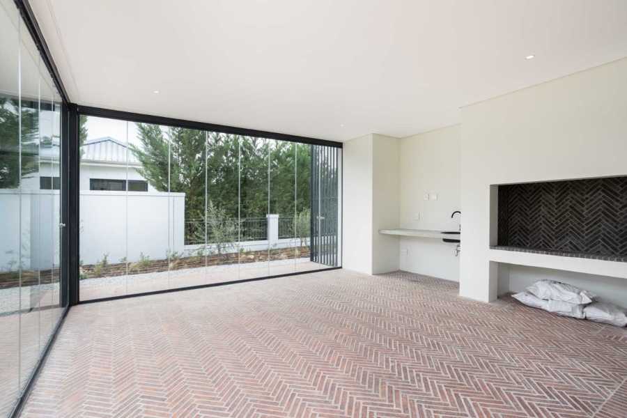 4 Bedroom Property for Sale in Val De Vie Estate Western Cape